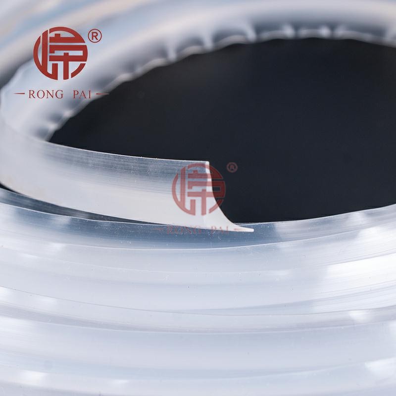 汽車(chē)行業(yè)中的硅膠密封條如何使用？-常州嶸牌橡塑制品有限公司