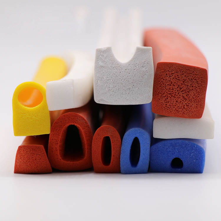 設備密封條有異味、不耐高溫消毒？嶸牌食品級/醫療級硅膠發泡條，無毒無味，耐高溫滅菌